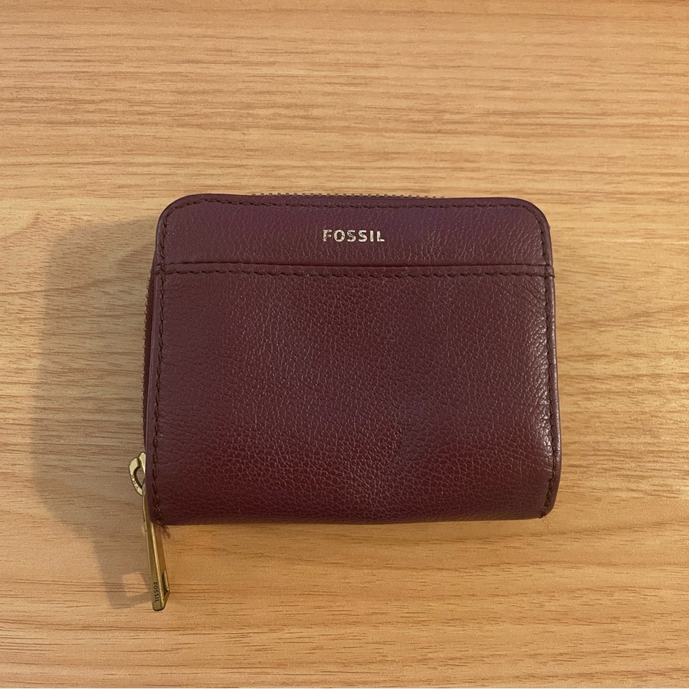 Fossil Burgundy Multifunction Wallet